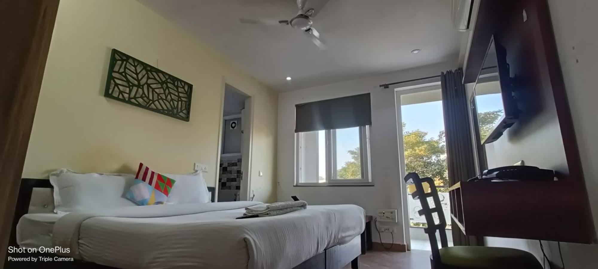 Nuab House - Near Fortis, Max, Medanta, Paras Hospitals And Huda Metro คูร์เคาน์ ภายนอก รูปภาพ
